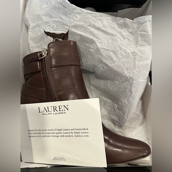 S36. NWT Lauren Ralph Lauren Madelyn Leather Almond Toe Ankle Booties 6.5 - Picture 4 of 5